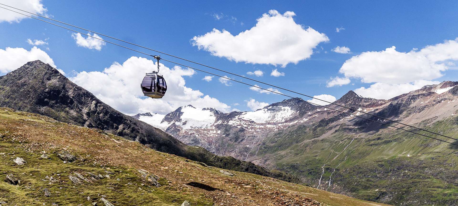 Gondola ride in summer, Obergurgl - Tyrol